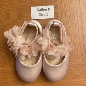 Kaylee P NEW size  5 toddler Champagne Satin flats with chiffon ankle strap.